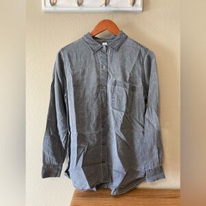 Old Navy Women’s Lightweight Button Up Shirt